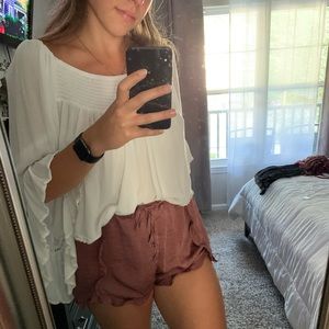 BEAUTIFUL WHITE BLOUSE!